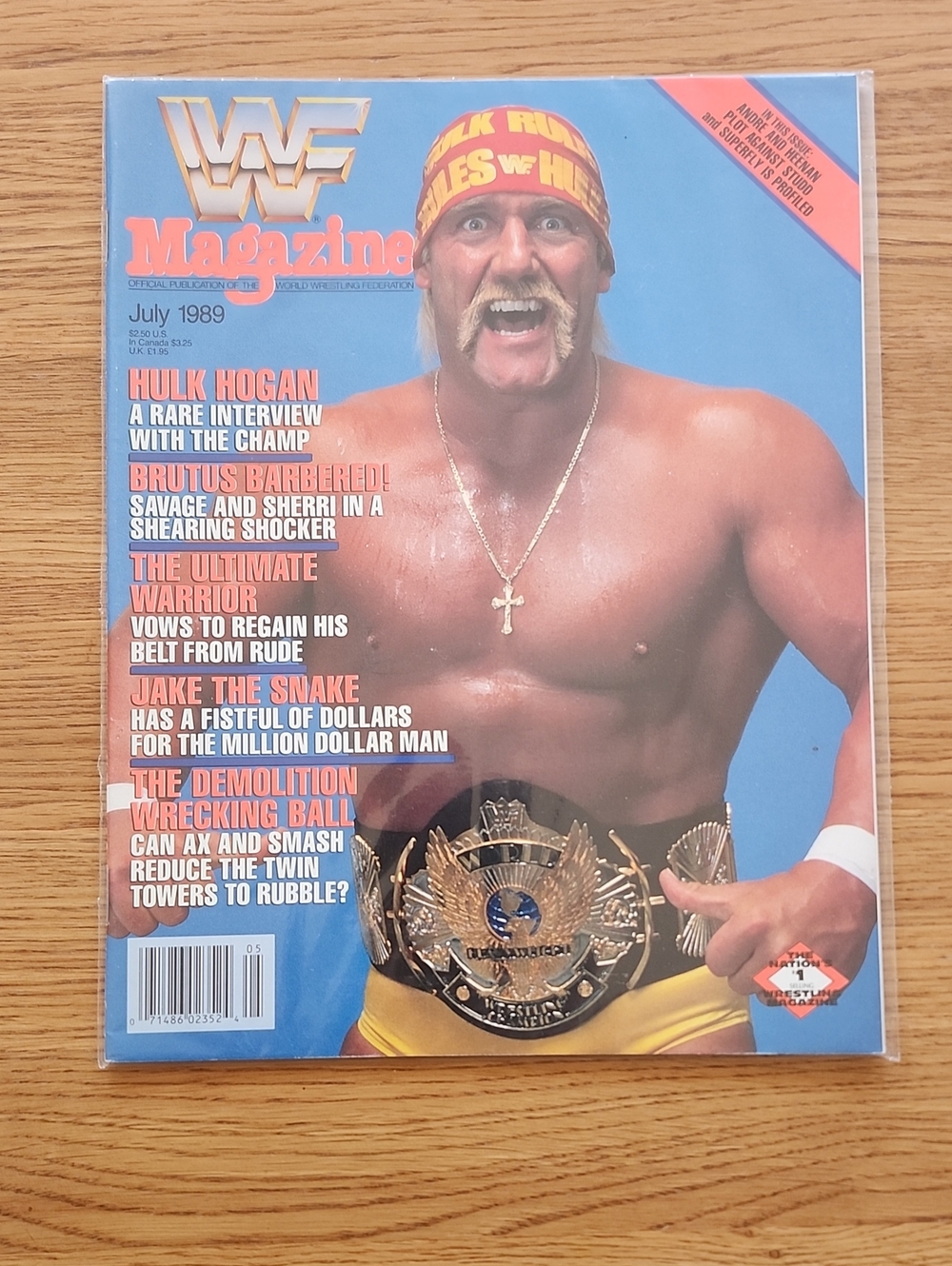 WWE Magazine July 1989 - Hulk Hogan Blue/Yellow